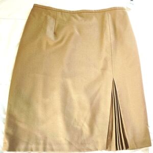 NWT Wool Talbots Pretty Camel Tan Skirt Size 14 Women's.